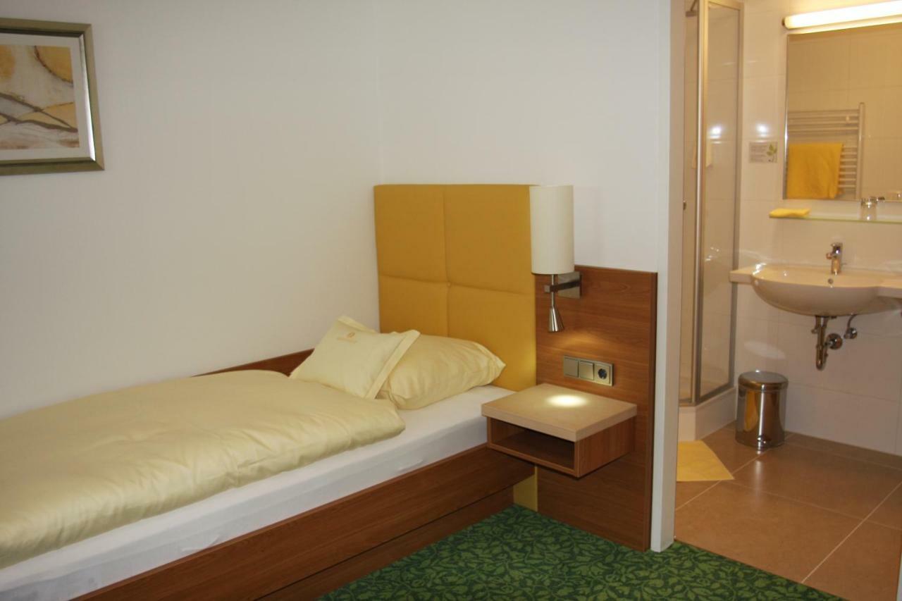 Hotel Sonnenhof Timelkam Ngoại thất bức ảnh